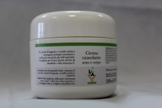 LA150 Crema rassodante seno e corpo LA150 Crema rassodante seno e corpo